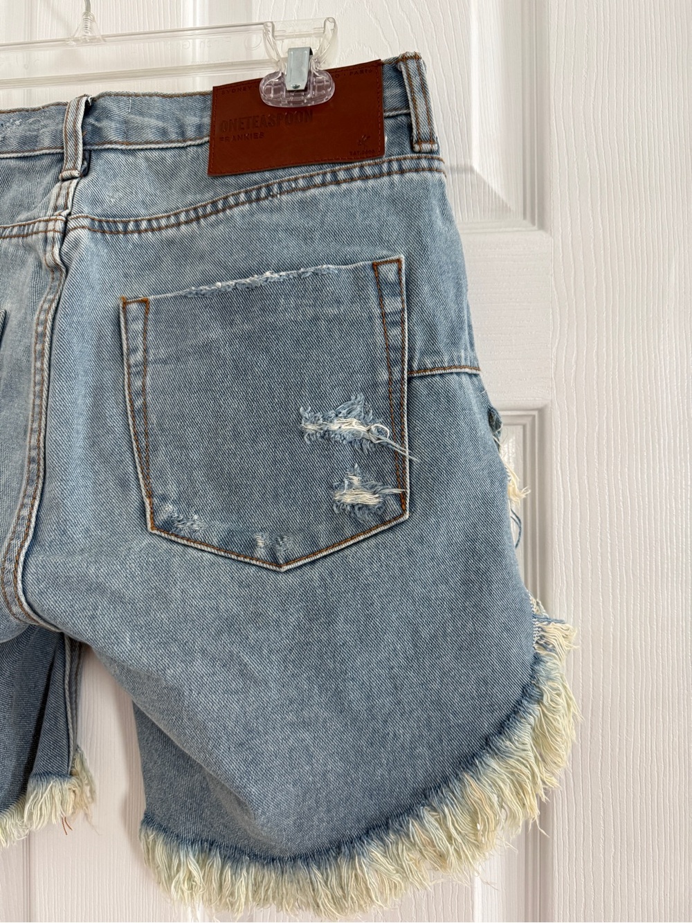 One Teaspoon Shorts - Picture 11 of 16